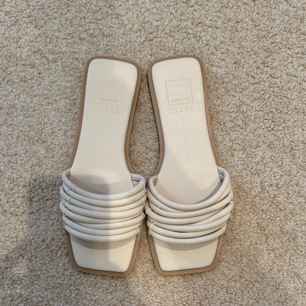 NEW Dolce Vita White and Tan Women's Sandals - Picture 2 of 4